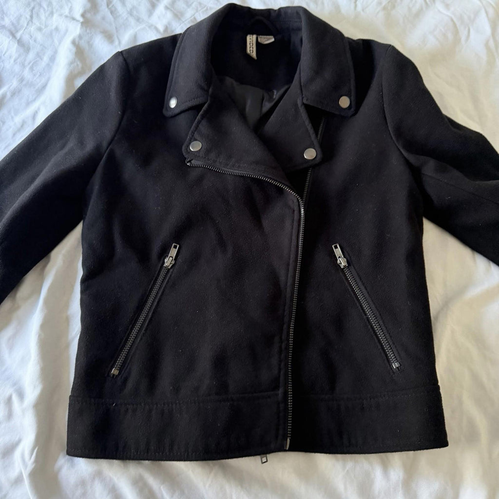 H&M Divided Women’s Black Moto Biker Jacket Size 2 Cropped Wool-Like Polyester