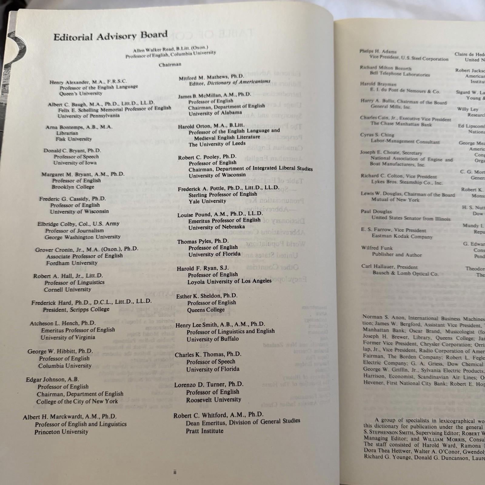 Vintage 1978 Funk & Wagnalls Encyclopedic Dictionary Gold