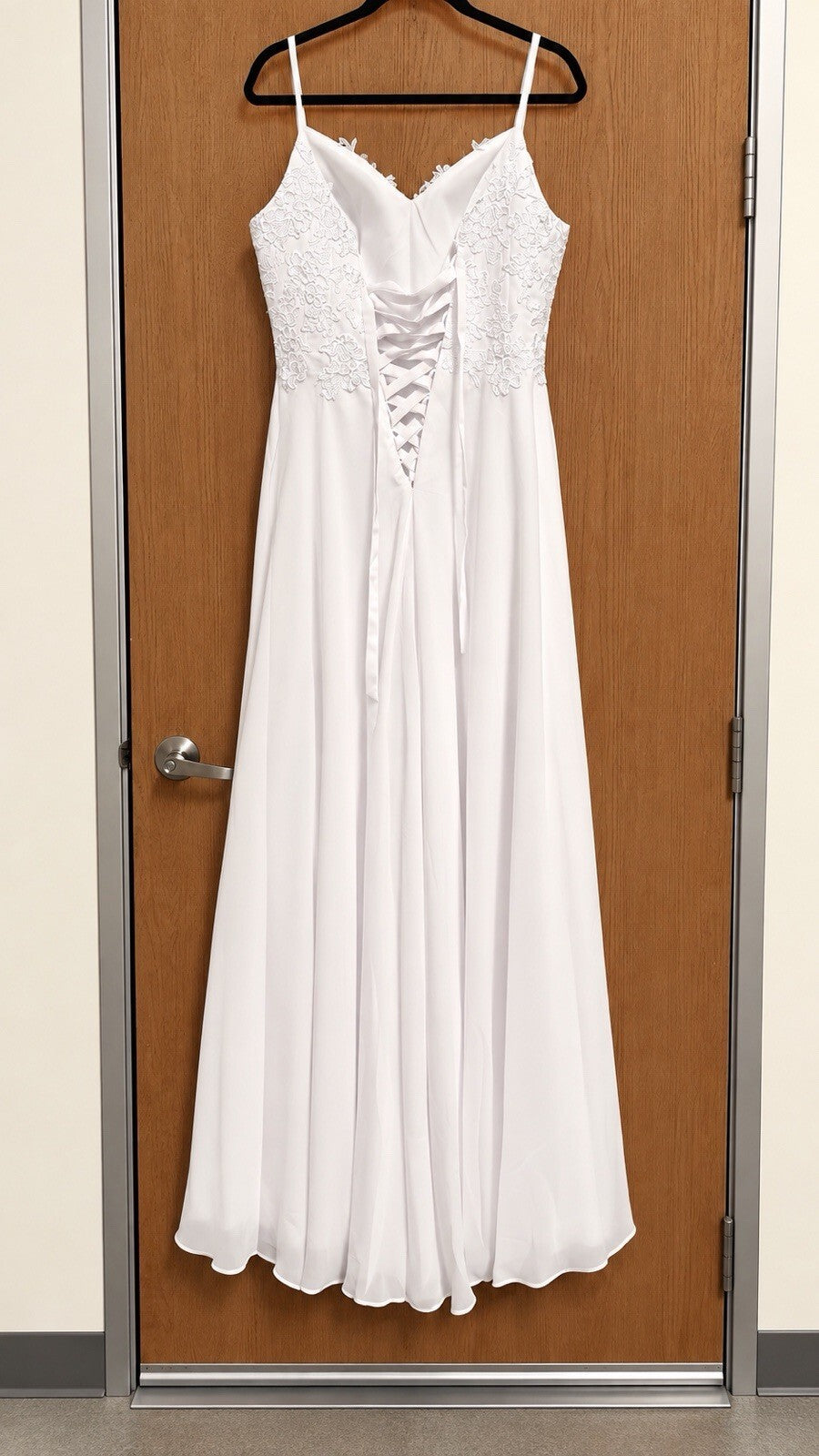 White Wedding Dress Size 12 Lace Corset Back Spaghetti Strap A-Line Bridal Gown