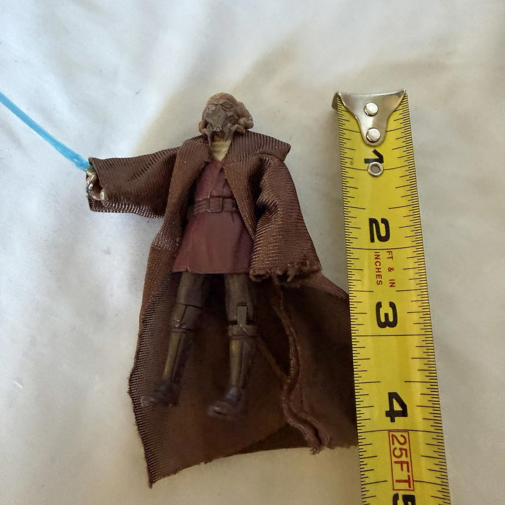 Star Wars Plo Koon Jedi Action Figure 3.75” Hasbro 2004 w/ Lightsaber