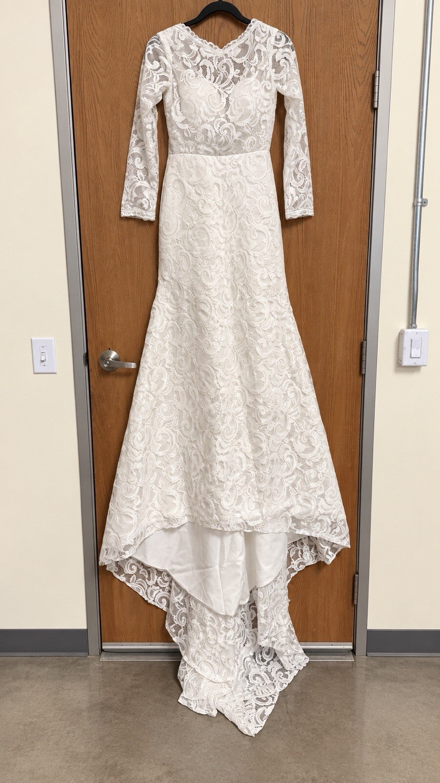White Lace Wedding Dress Size 2 Long Sleeve High Low Train Bridal Gown