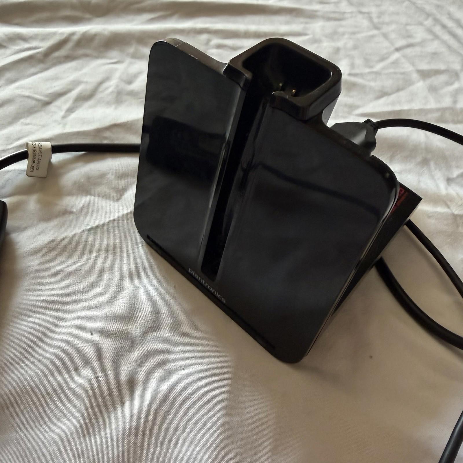 Plantronics CS500 XD Wireless Headset Charging Base Station + APU-72