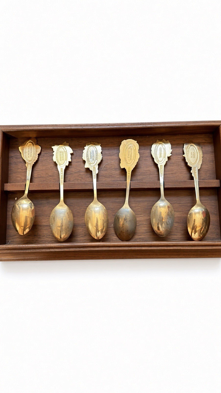 Vintage Hallmark Songbirds Enamel Spoon Set 6 Walnut Display Rack 1981 Japan