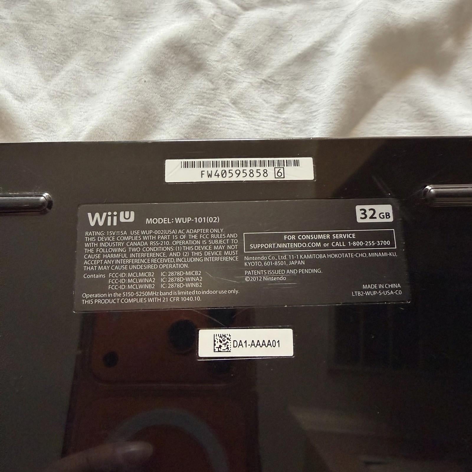 Nintendo Wii U 32GB Black Console WUP-101(02) - Console Only
