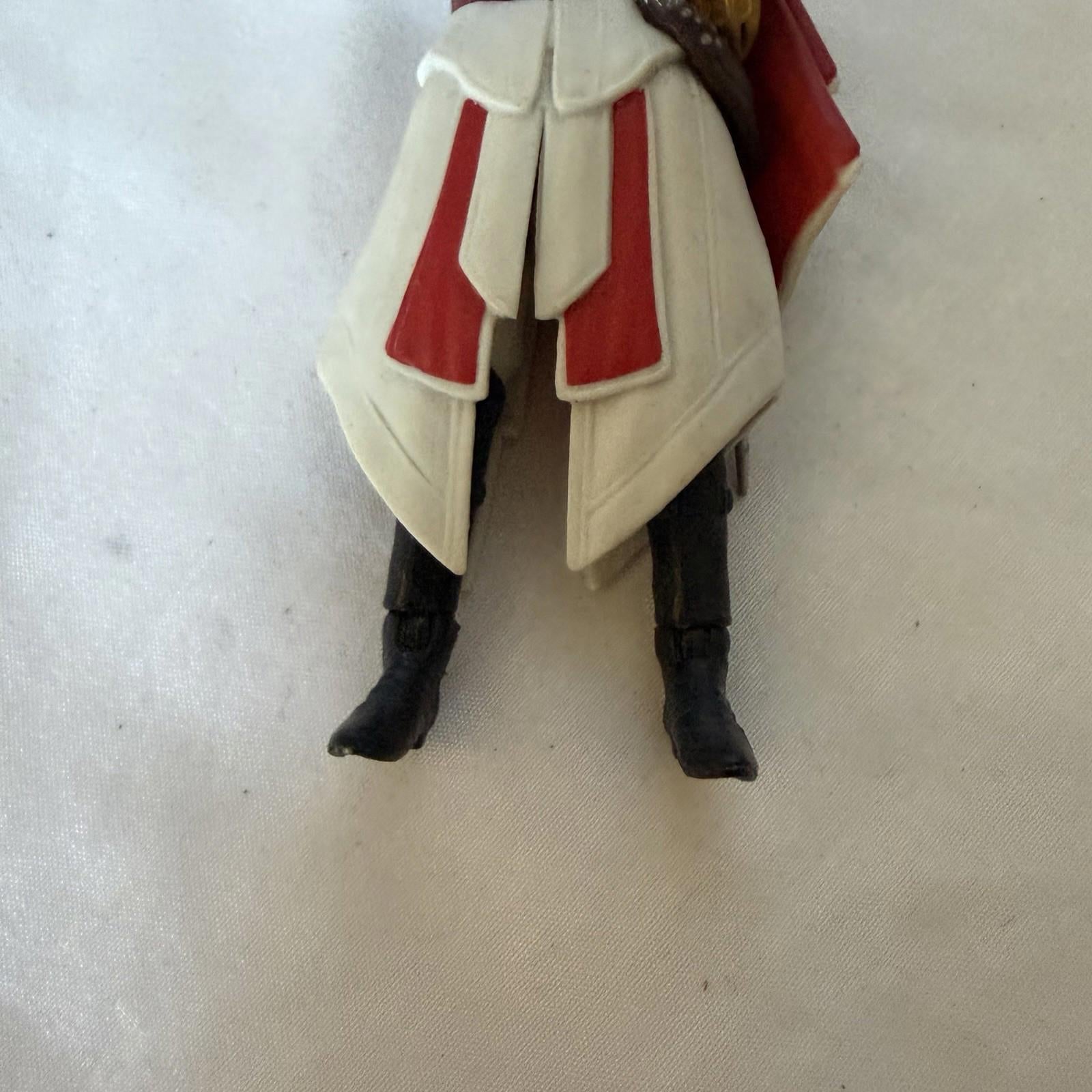 Assassin’s Creed Ezio Auditore Action Figure 4” Ubisoft Hidden Blade Toy