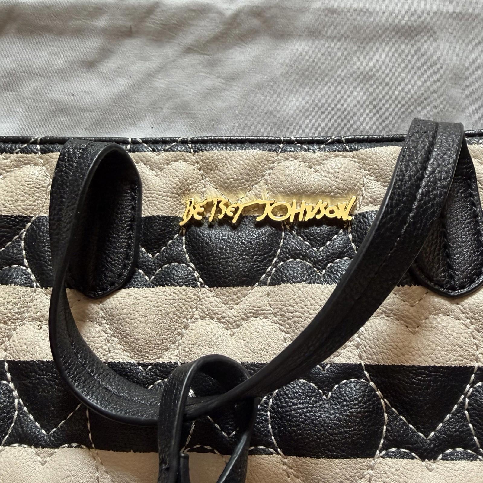 Betsey Johnson Quilted Heart Tote Black Beige Striped Bow Charm Gold Hardware