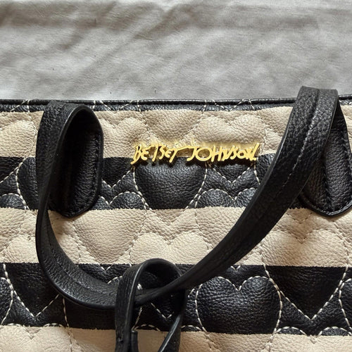Betsey Johnson Quilted Heart Tote Black Beige Striped Bow Charm Gold Hardware