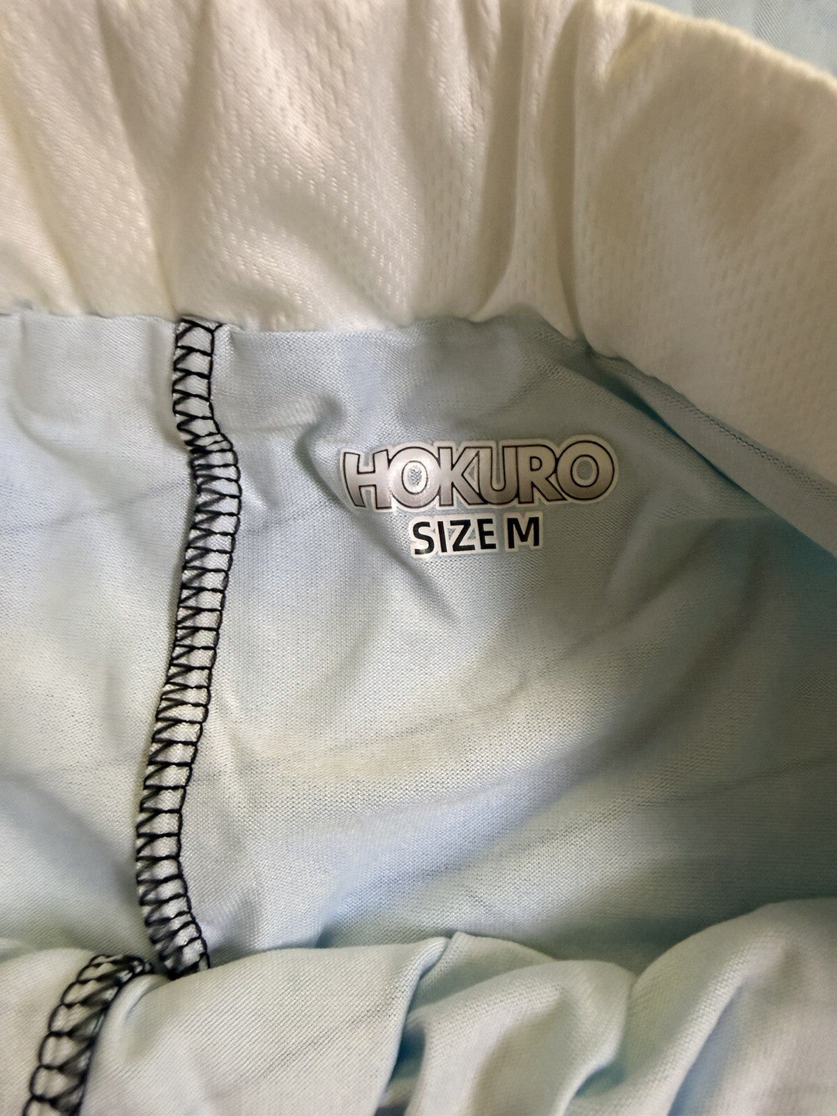 HOKURO Men’s Size M 2-in-1 Basketball Shorts White Blue Cloud Mesh Athletic