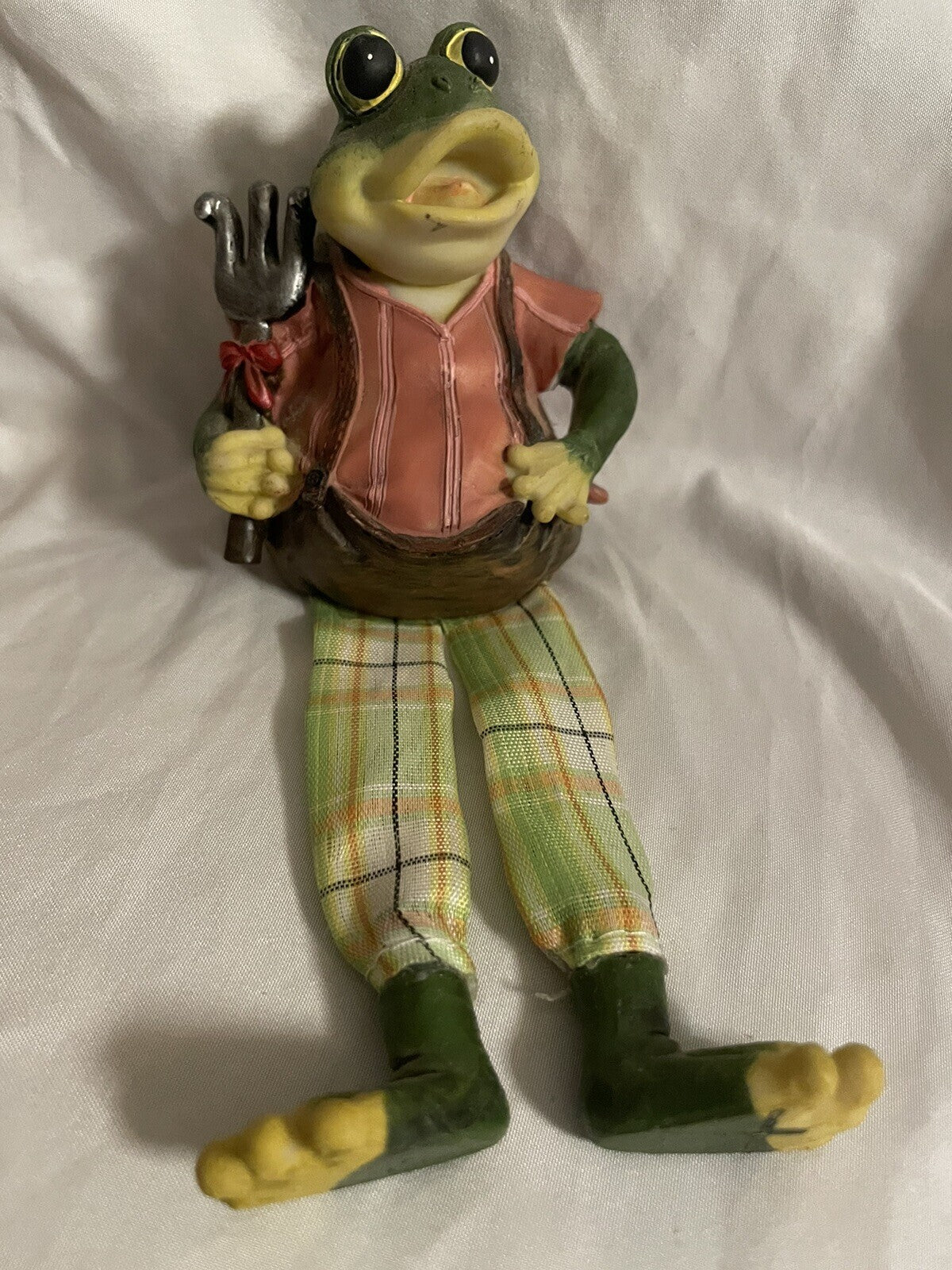 Ganz Cottage Collectibles Frog Figurine with Rake - EA14660 Cheektowaga NY EUC