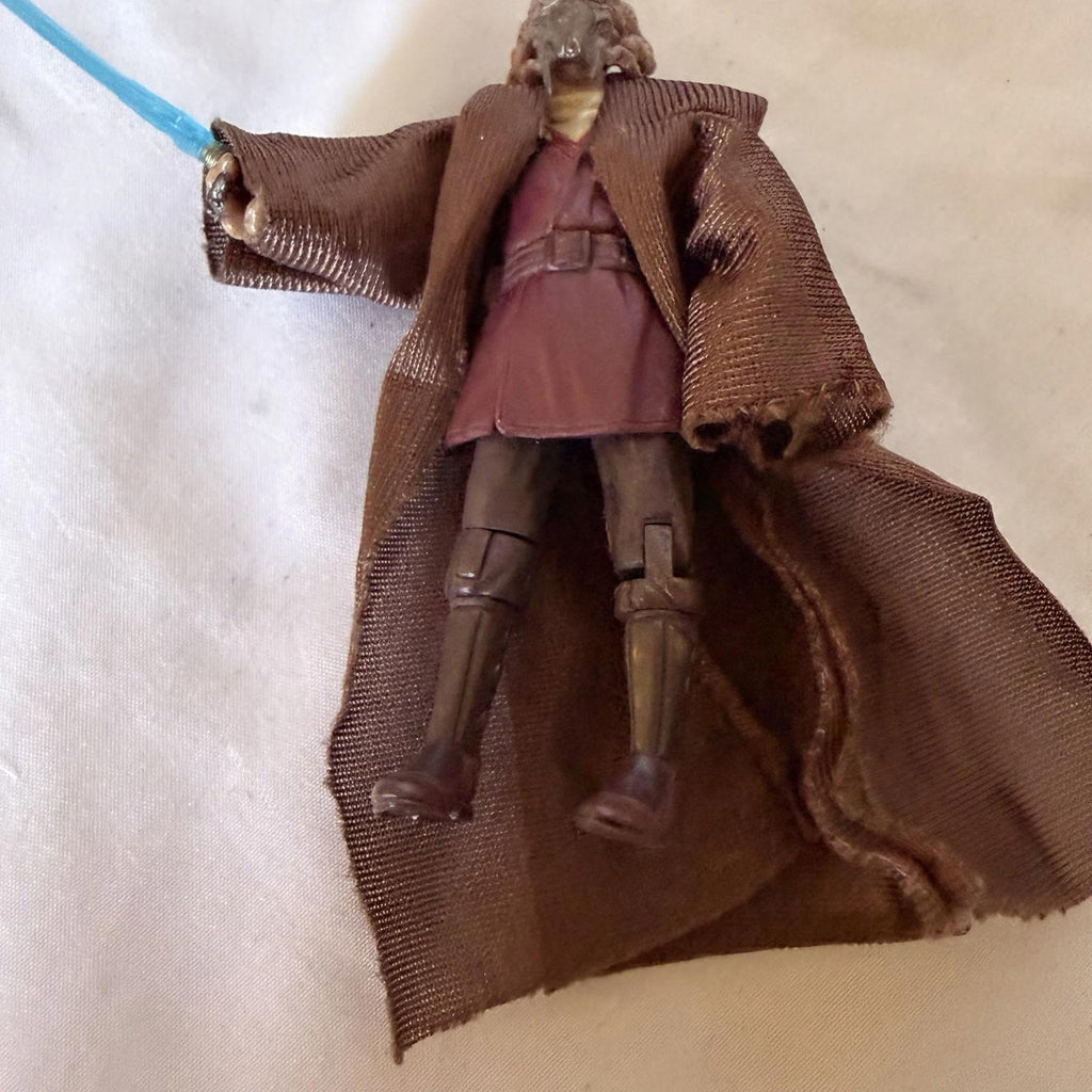 Star Wars Plo Koon Jedi Action Figure 3.75” Hasbro 2004 w/ Lightsaber