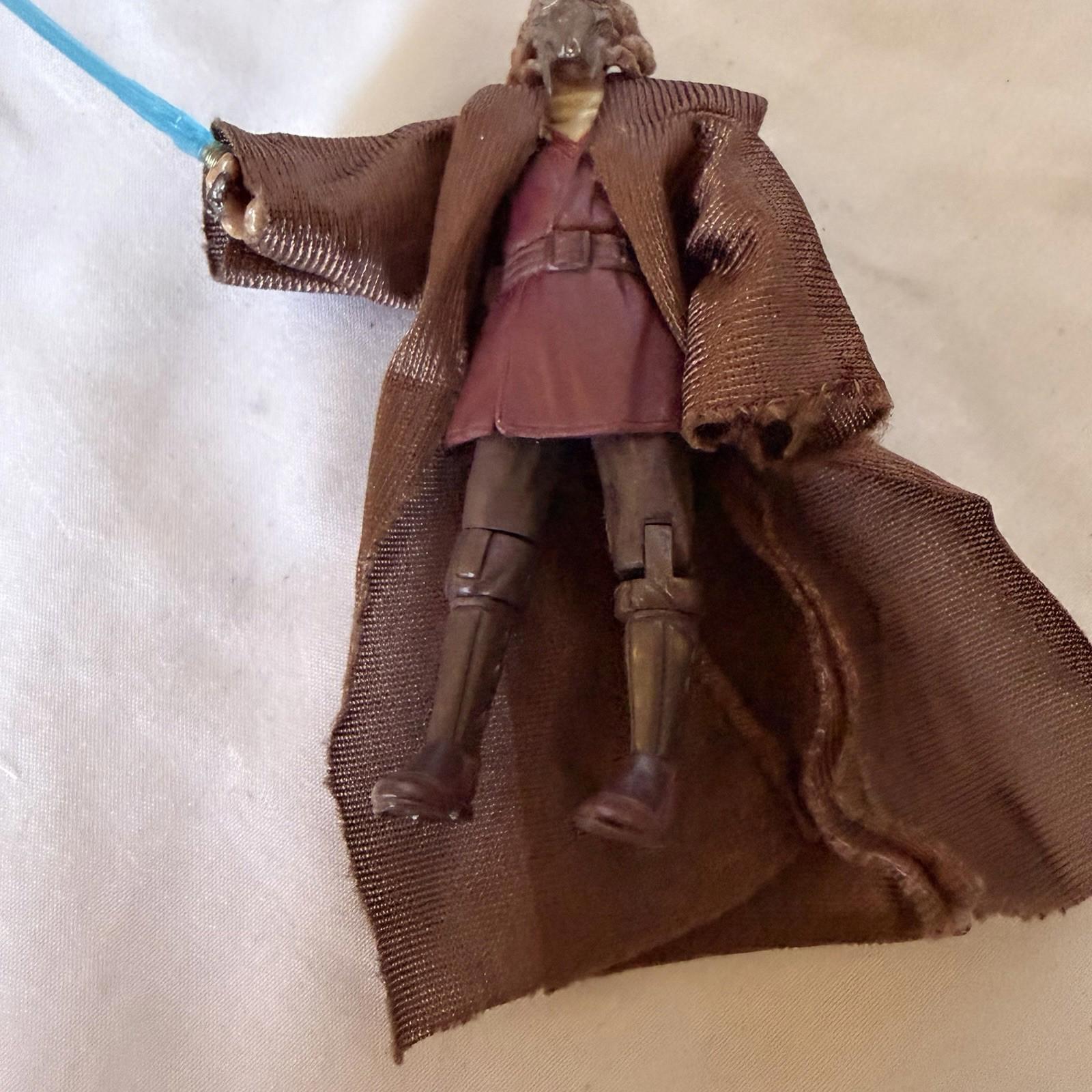 Star Wars Plo Koon Jedi Action Figure 3.75” Hasbro 2004 w/ Lightsaber