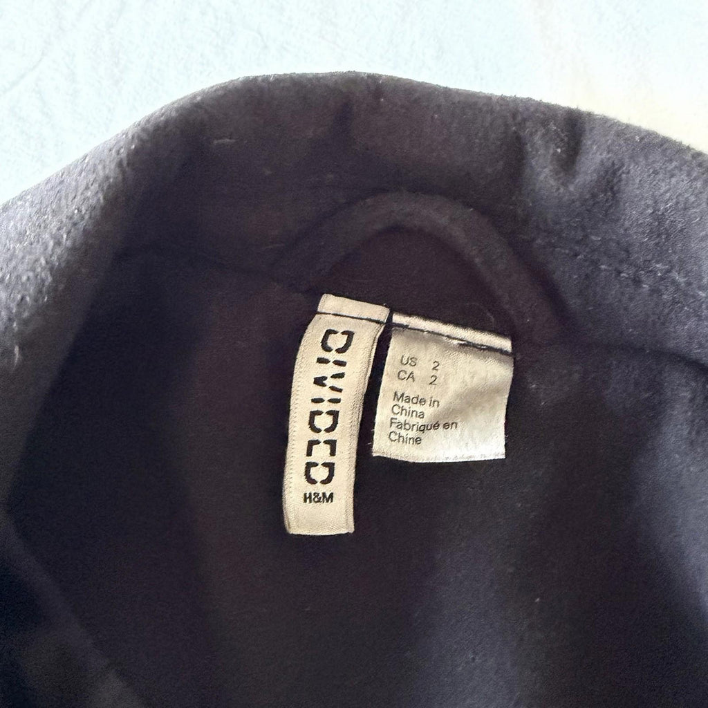 H&M Divided Women’s Black Moto Biker Jacket Size 2 Cropped Wool-Like Polyester