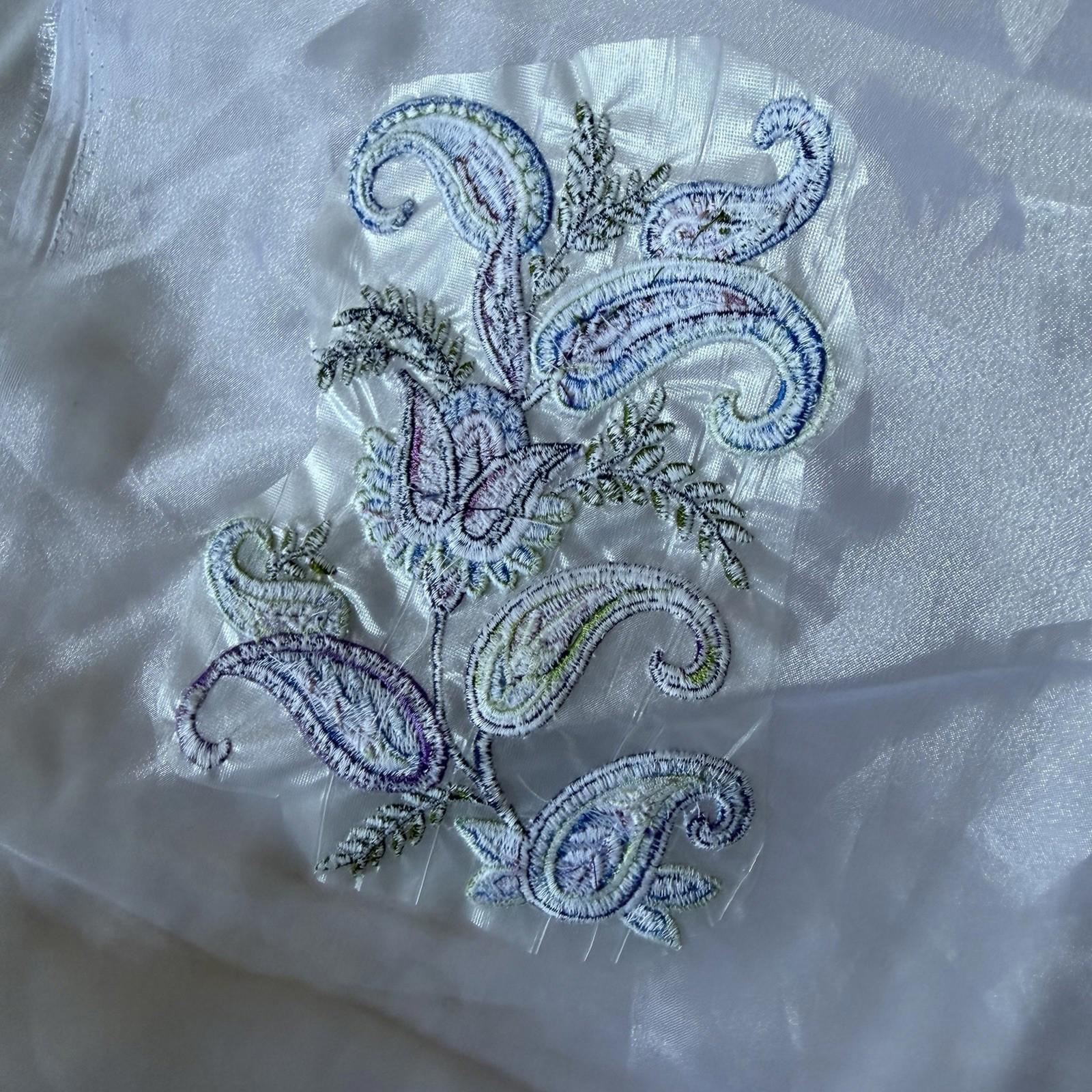 Vintage Embroidered Sheer Patch - Paisley Floral Swirls Boho Decor