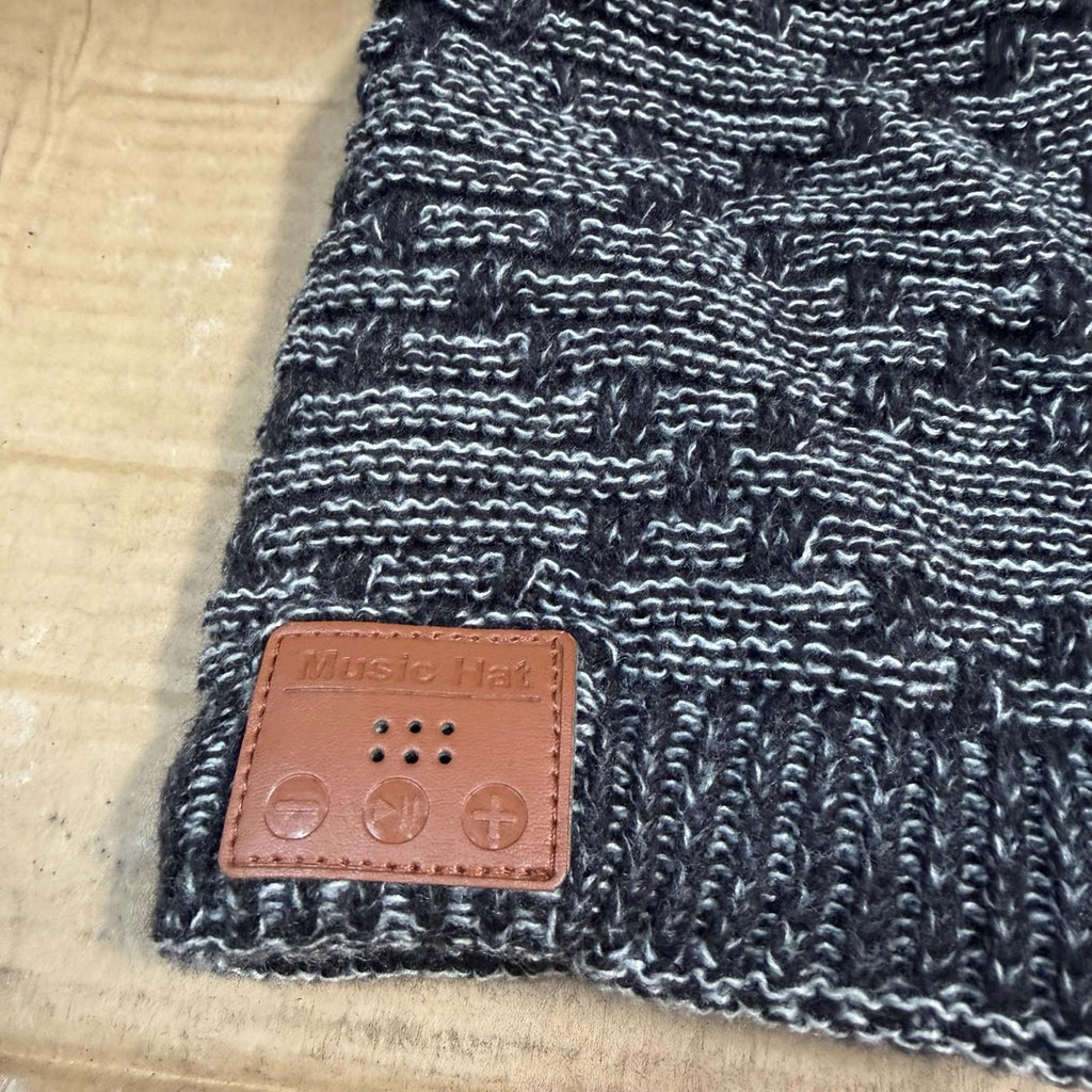 Cozy Bluetooth Music Beanie Hat – Wireless Knit Beanie with Built-in Speakers