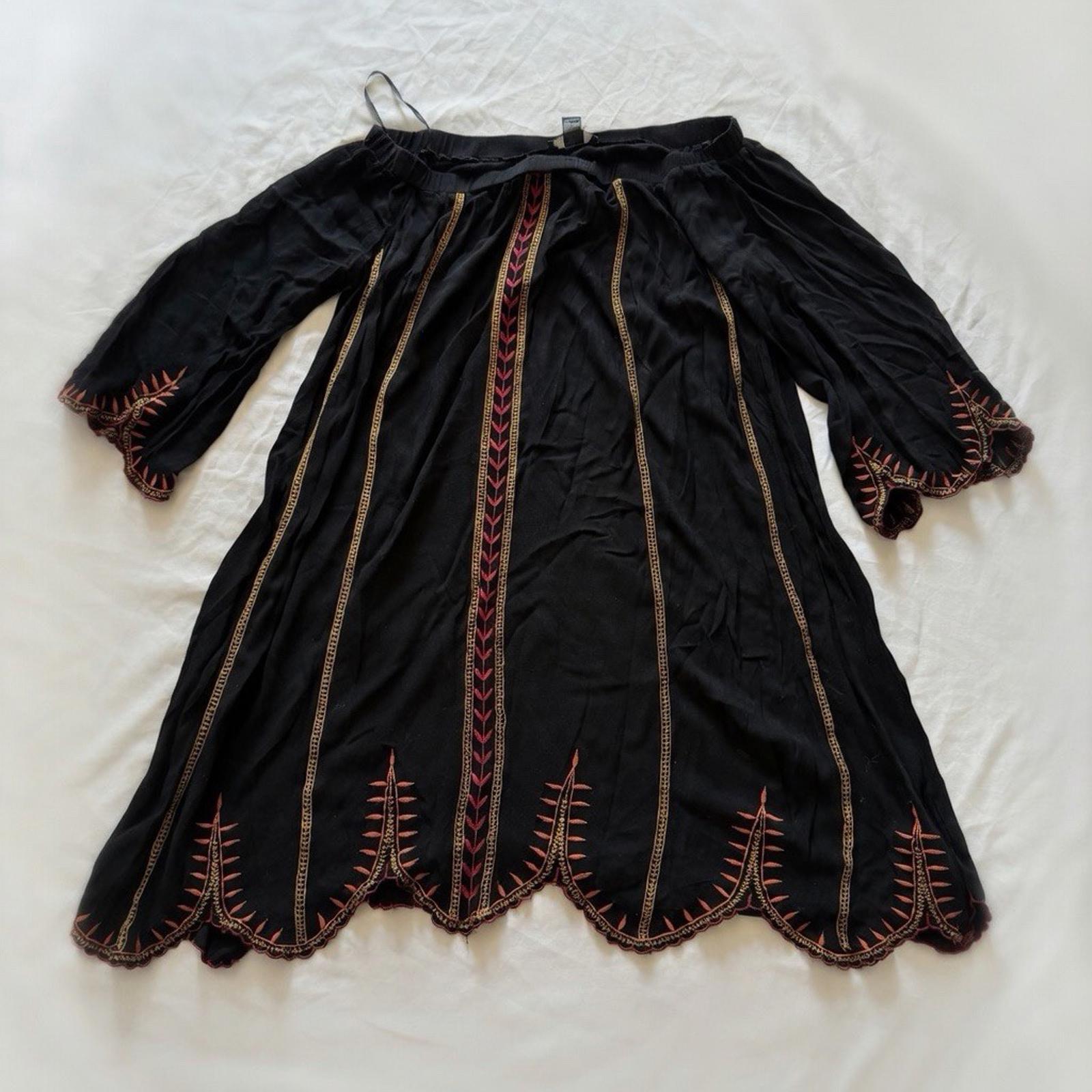 Forever 21 Black Embroidered Boho Peasant Tunic Dress Size M