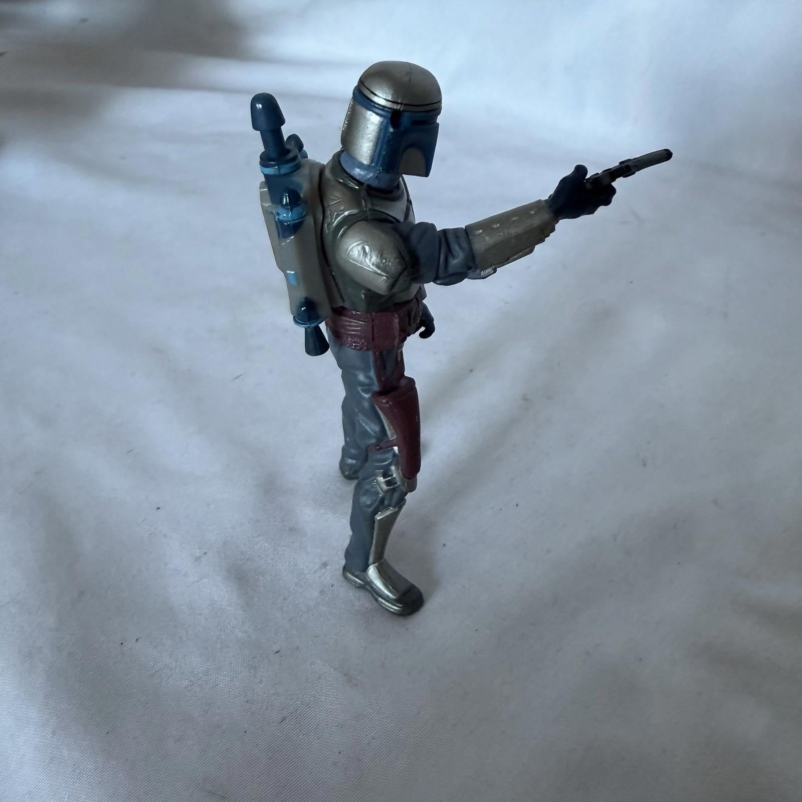 Star Wars Jango Fett 2002 Hasbro 3.75” Action Figure w Jetpack Blaster