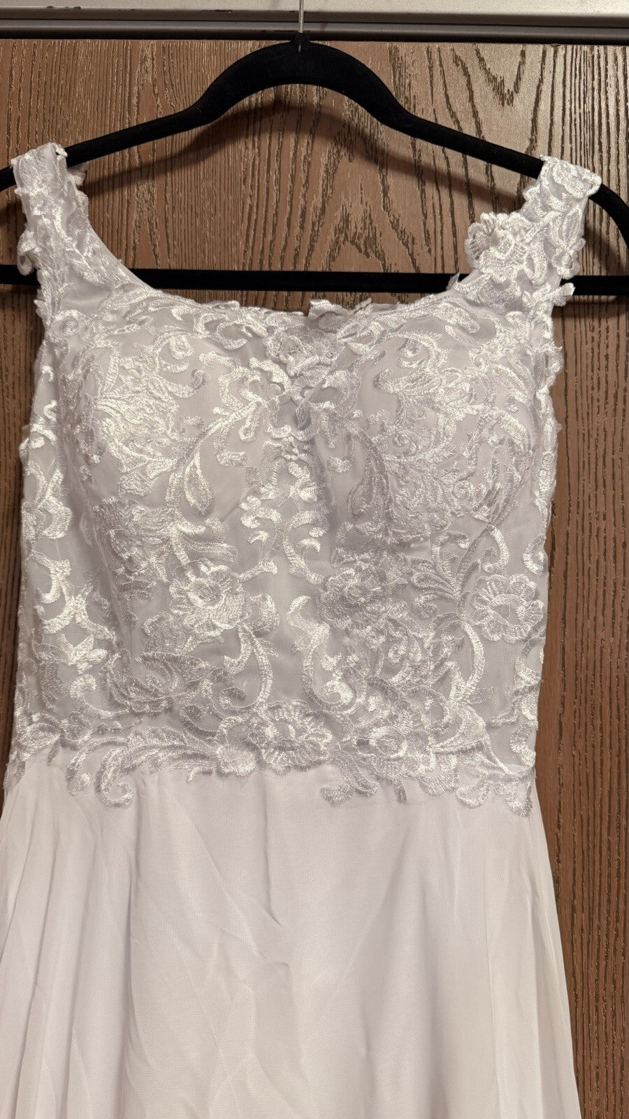 White Lace Chiffon Wedding Dress Size 2 Bridal Gown Button Back Long Train