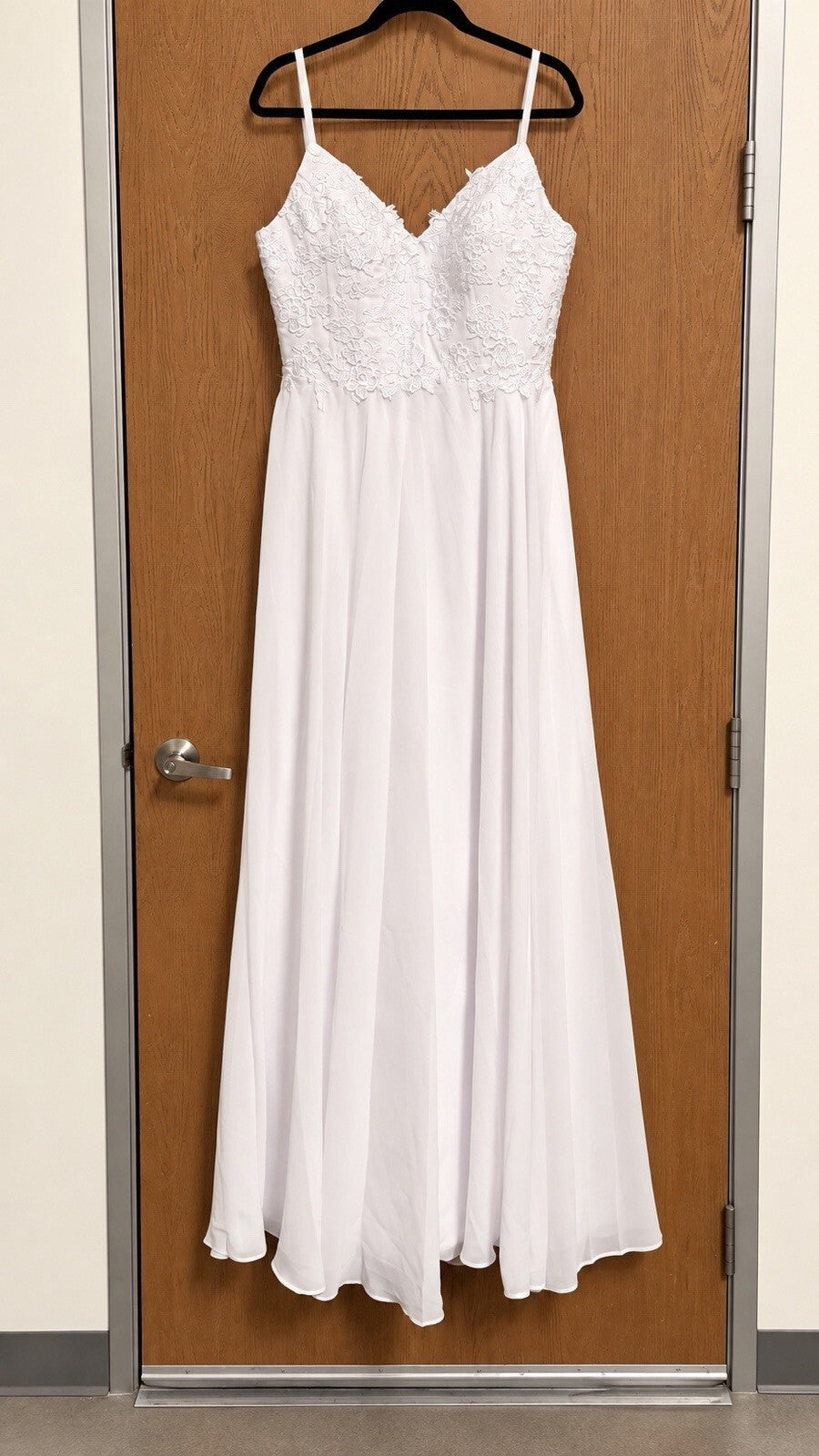 White Wedding Dress Size 12 Lace Corset Back Spaghetti Strap A-Line Bridal Gown