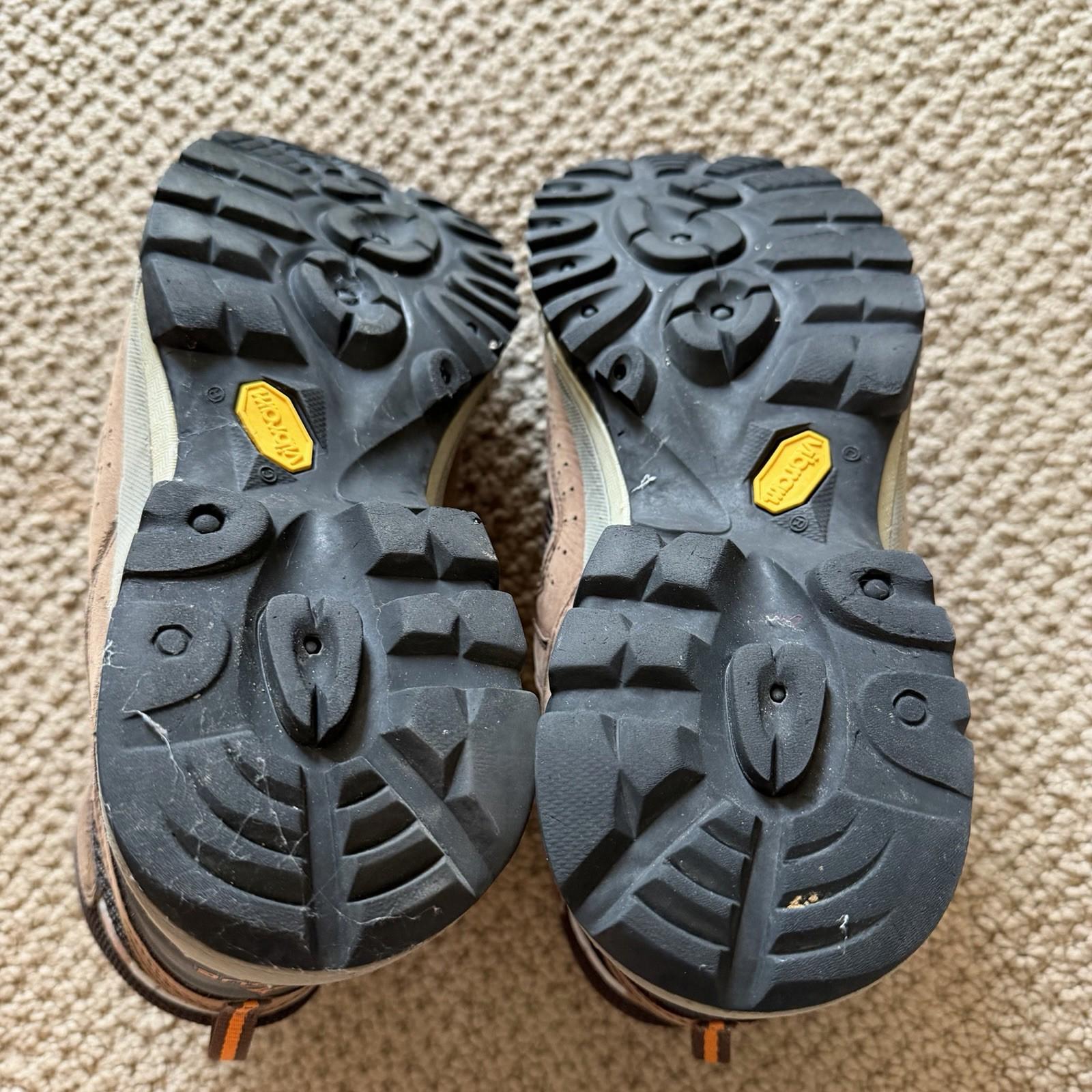 Vasque Breeze 2.0 GTX Men’s Hiking Boots 11W Wide Gore-Tex Vibram Waterproof