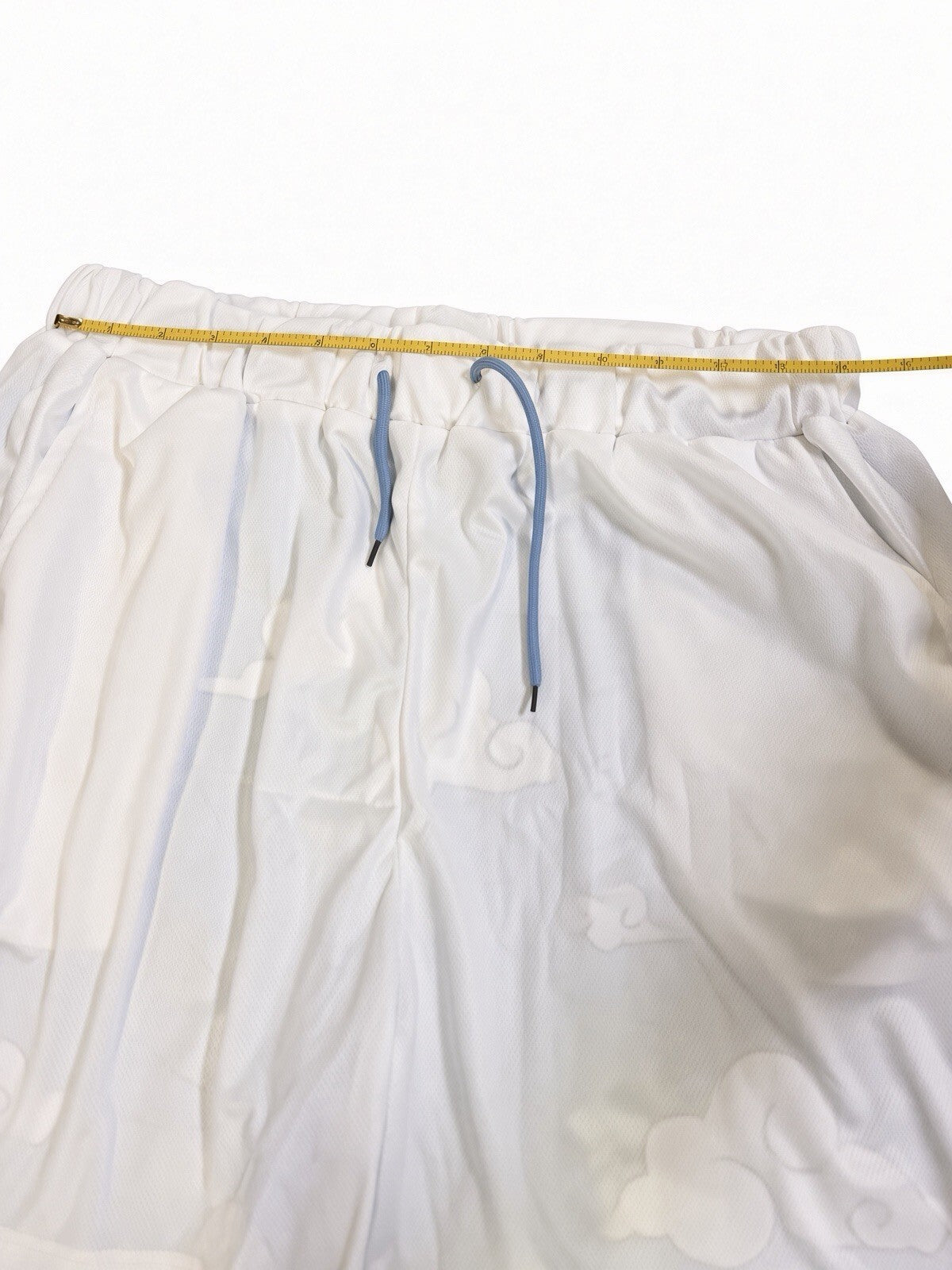 HOKURO Men’s Size M 2-in-1 Basketball Shorts White Blue Cloud Mesh Athletic