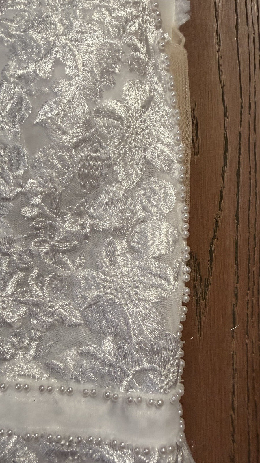 Muse-bridals Wedding Dress Size 8 White Lace Tulle A-Line V-Neck Bridal Grown