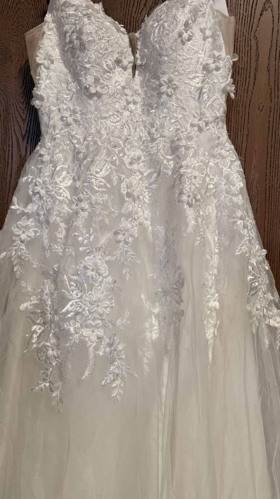 Ivory Lace A-Line Wedding Dress Size 2 Spaghetti Strap Bridal Gown Tulle