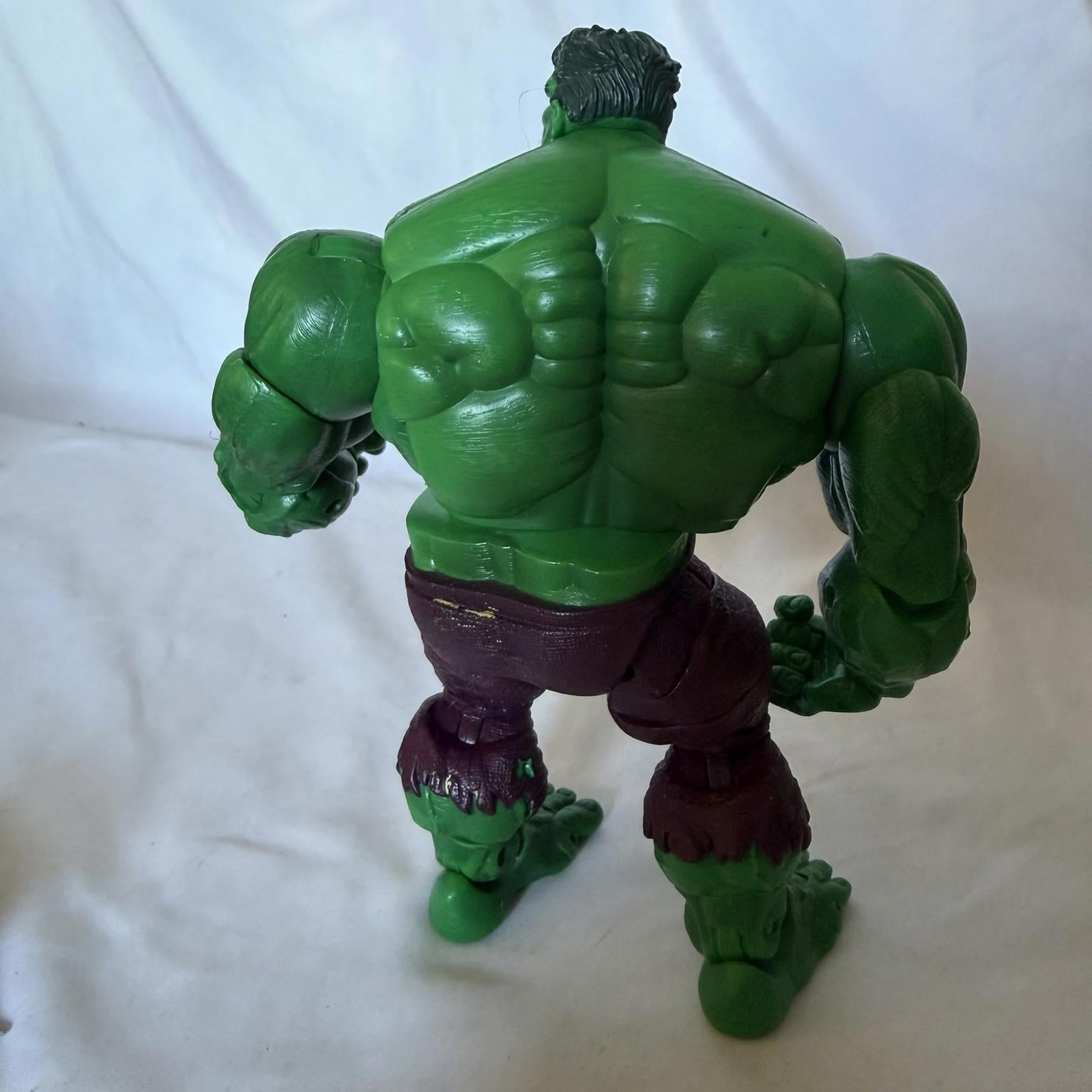 Marvel Hulk Action Figure 7” Toy Biz 2003 Green Avengers Loose