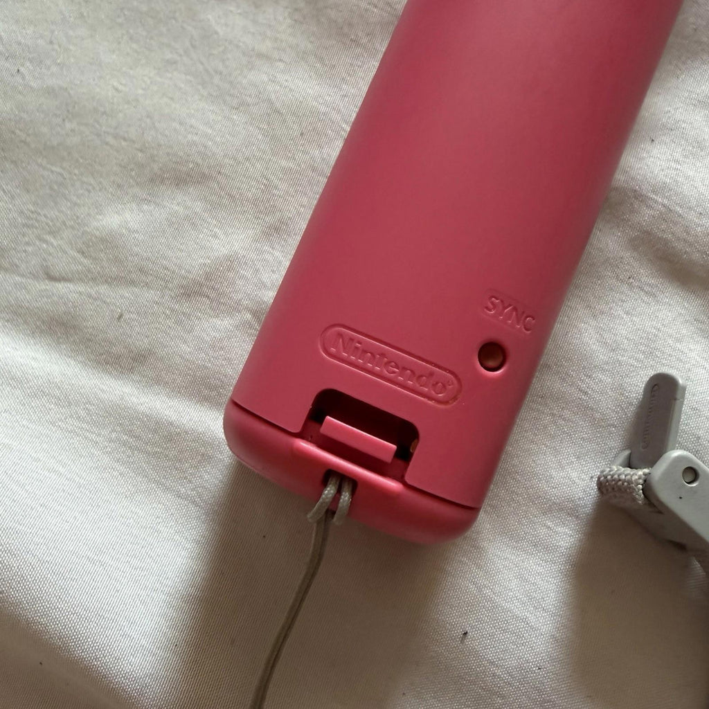 Pink Wii Remote MotionPlus RVL-036 Wiimote Controller Nintendo