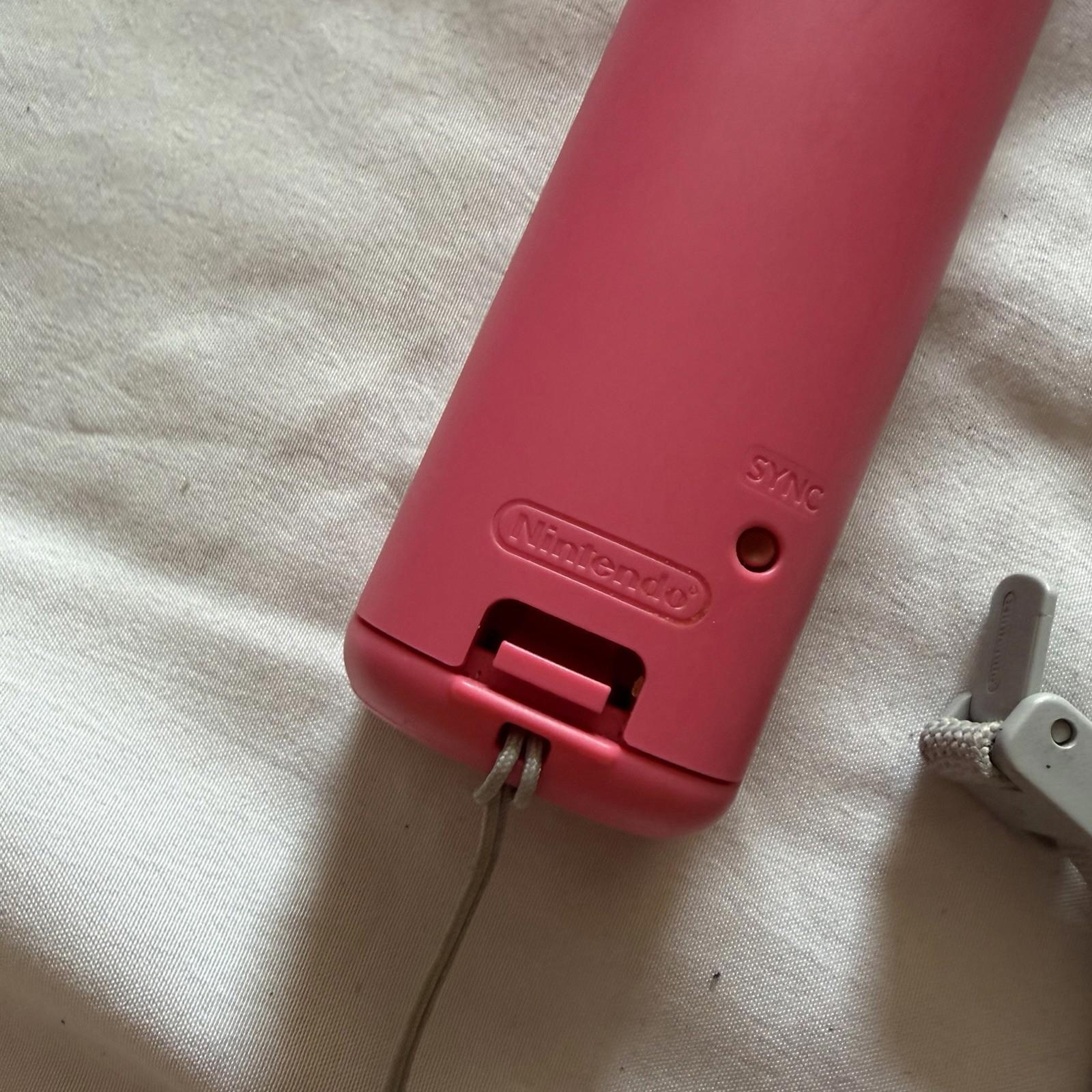 Pink Wii Remote MotionPlus RVL-036 Wiimote Controller Nintendo