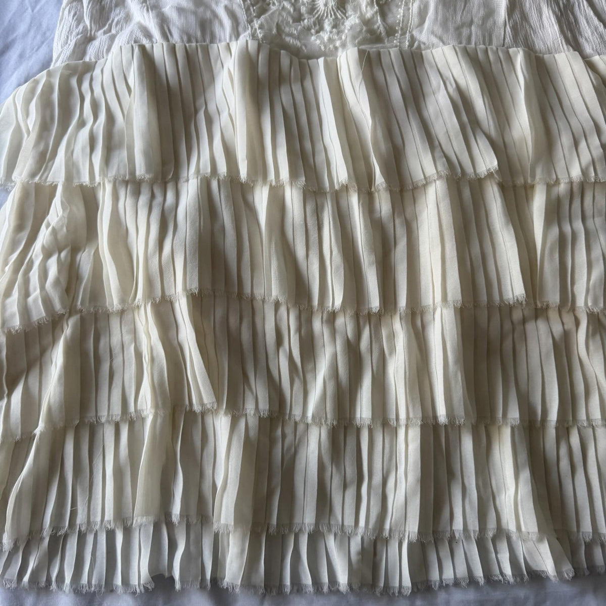 Vintage Zara White Embroidered Tiered Pleated Mini Dress Size M