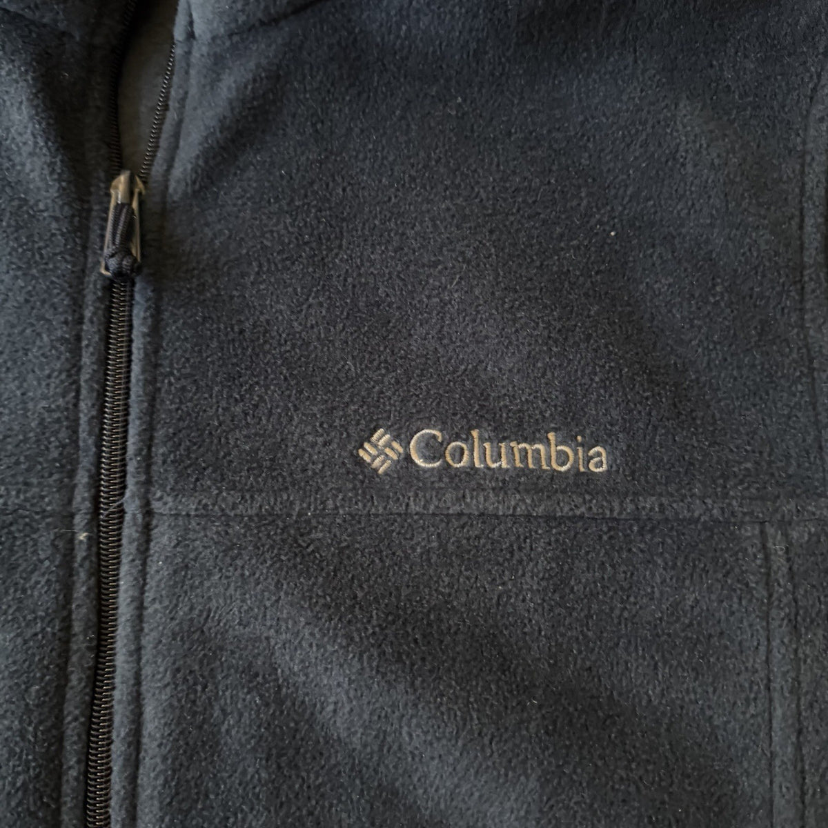 Columbia Navy Fleece Jacket - Size M