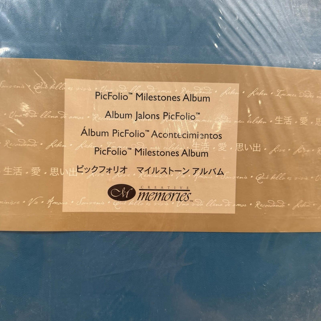 Creative Memories PicFolio Milestones Album Blue - Holds up to 160 Photos