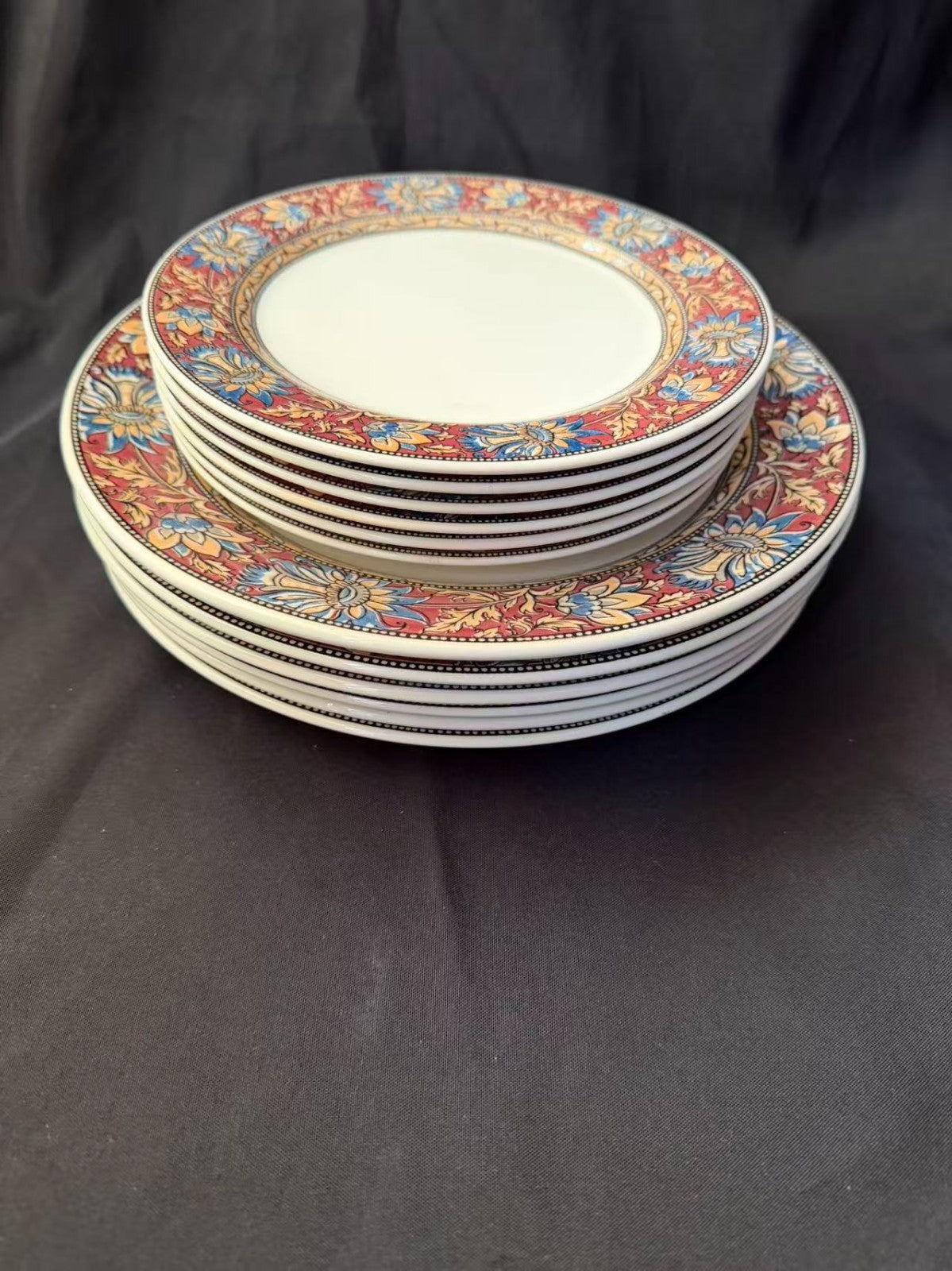 Pier 1 Madurai Dinnerware Set 12pc 6 Dinner Plates 6 Salad Plates