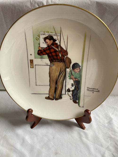 1979 Norman Rockwell ‘A Helping Hand’ Collector Plate - Gorham Fine China