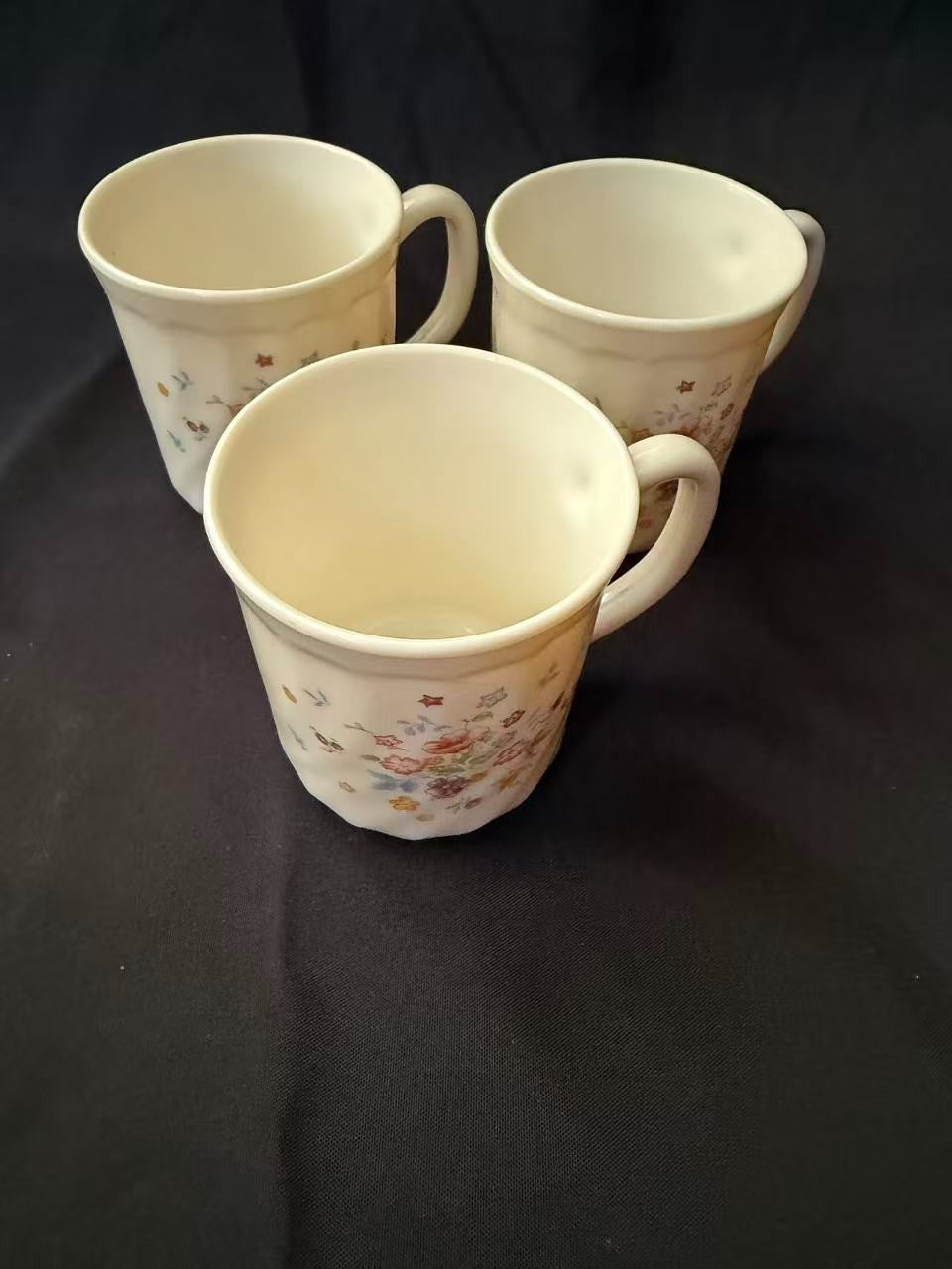 Vtg Arcopal France Coffee Mugs 8oz Milk Glass Blue Floral Retro 3.5" Tea Cups 3