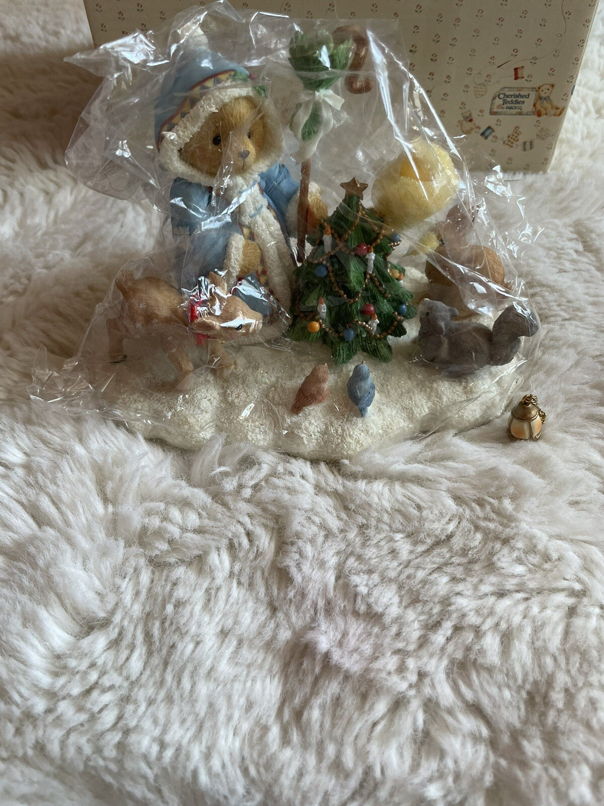 Cherished Teddies 182966 Olga Feel The Peace 1996 Christmas Enesco Figurine