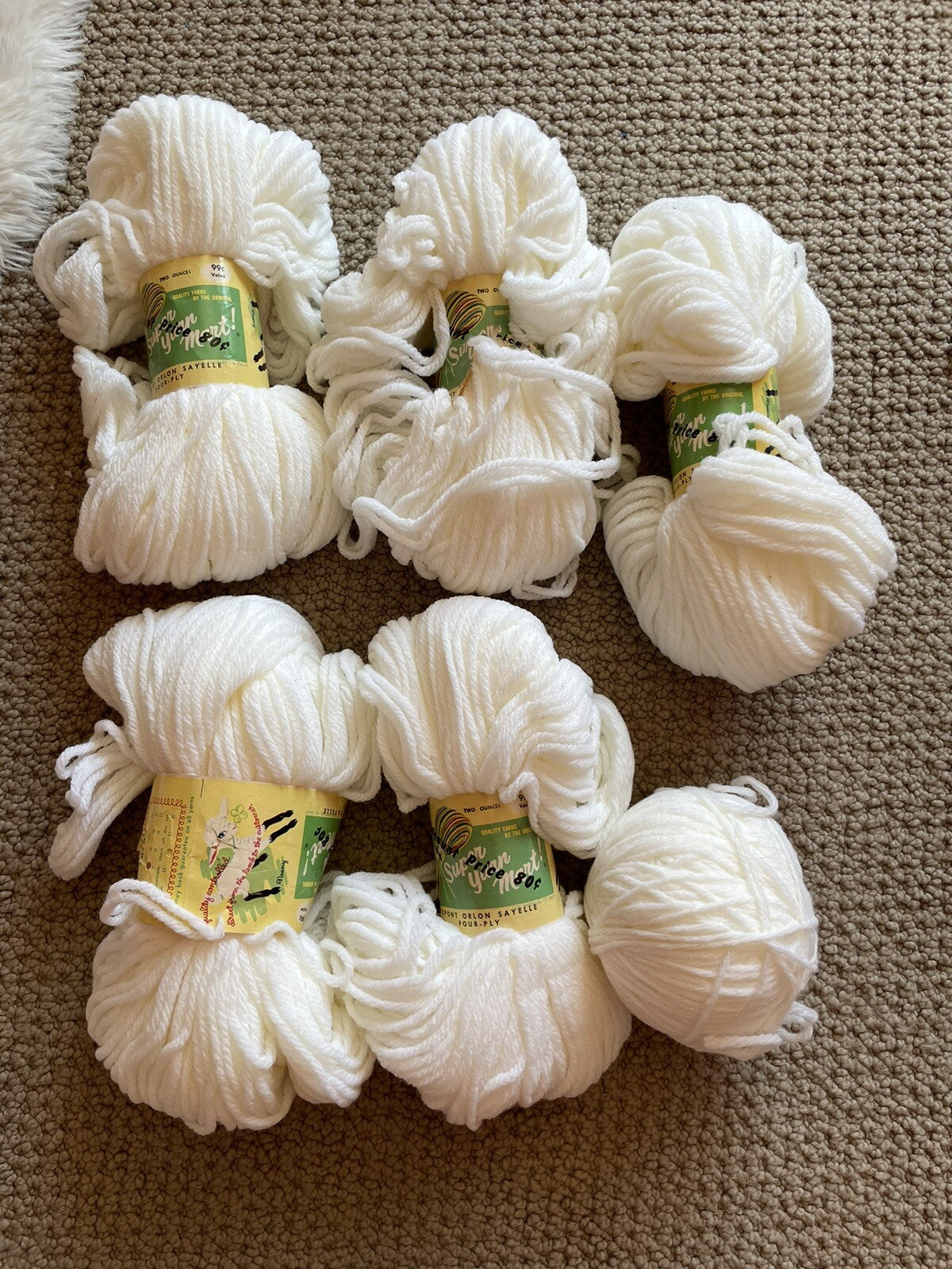 M. H. Yarn 100% DuPont Orlon Sayelle White Yarn Vnt Lot of 4, 1.9-2 oz Each