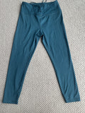 Victoria’s Secret Dark Green Lace-Up Waist Ribbed Knit Leggings - On Point Flow