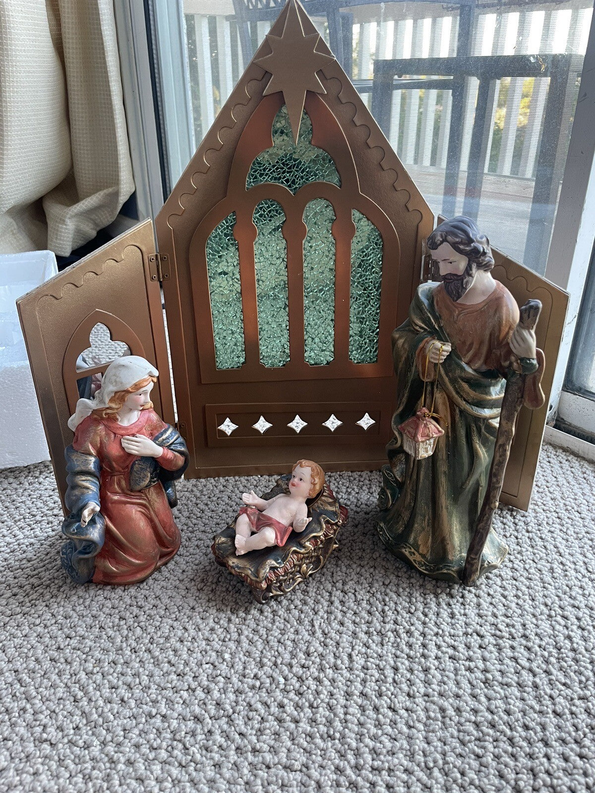 North Pole 5-Piece Hand-Painted Renaissance Nativity Set Joseph & Stained Glass