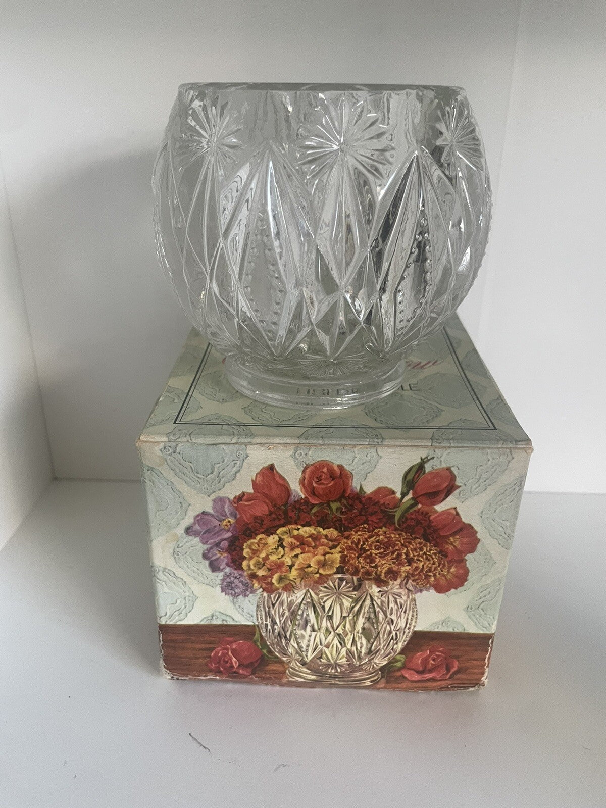 VTG AVON Starburst & Diamond Cut Clear Glass Crystal Candle Holder 4” Tall HEAVY
