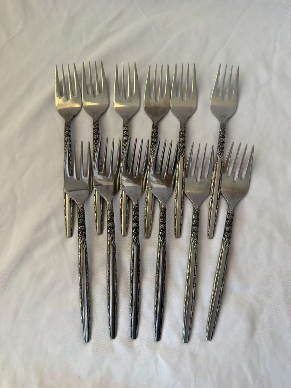 Vintage Stainless Steel Floral Salad Forks Japan Set of 12 – 6 3/4”